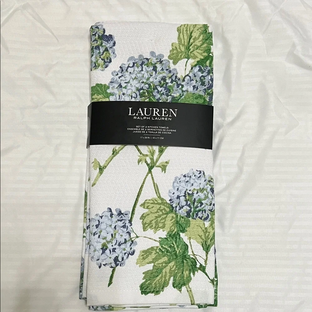 Lauren Ralph Lauren Kitchen Towels set of 2 Floral Hydrangeas